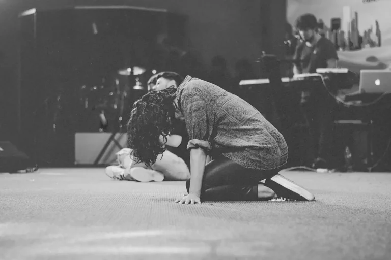 Unpacking Intercessory Prayer: What It Is, How It Works and How to Do It