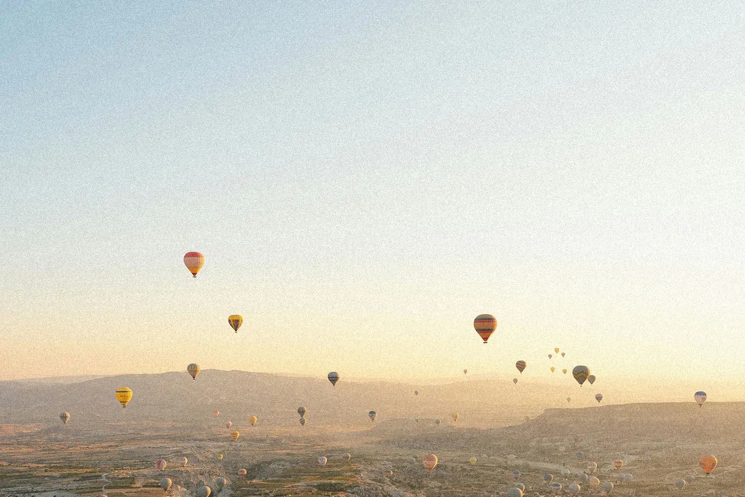 Sky full of hot air ballons